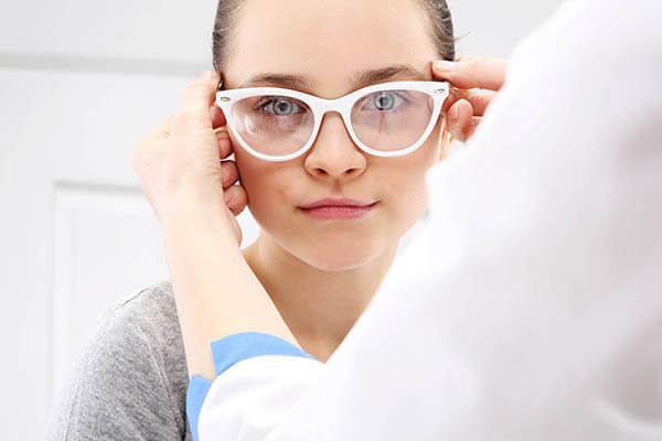 oftalmologia lentes e correções