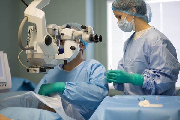 shutterstock_487338925 Tratamento superficie ocular